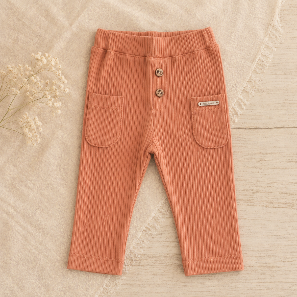 Pantalón de morley con bolsillos y botones de coco – MB
