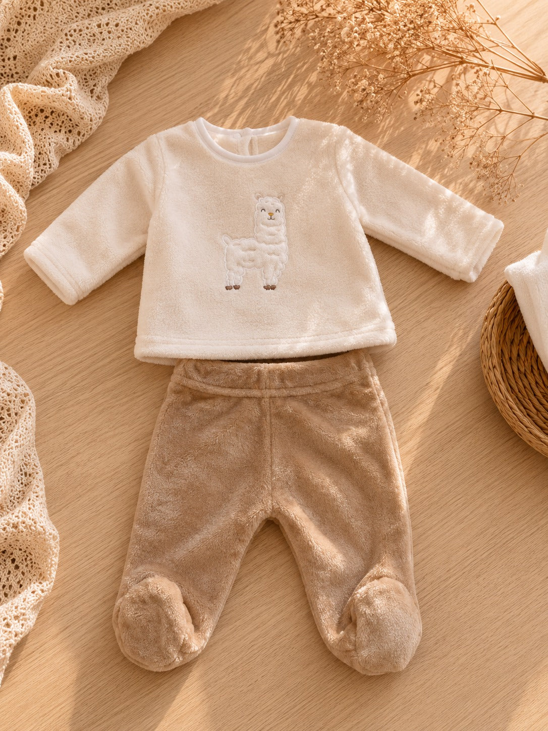 Conjunto bata y pelele polar peluche RN