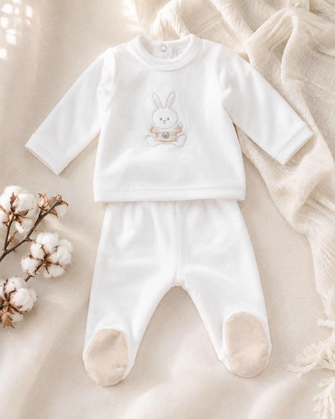 Conjunto bata y pelele de plush unisex RN